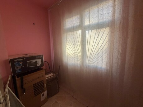 Neftçilərdə 2 otaqlı köhnə tikili mənzil satılır, 65 m², 145 000 AZN, şəkil 5 / 11