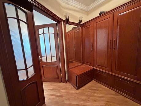 3 otaqlı mənzil, 130 m², 28 May: 425 000 ₼ 4