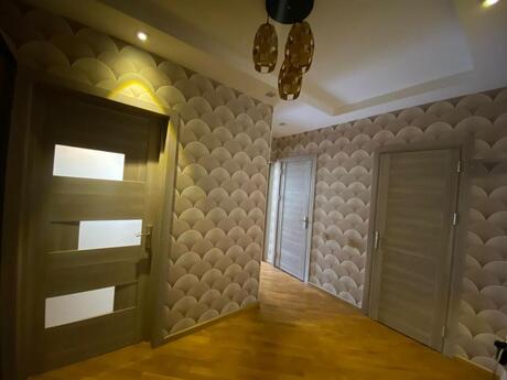 2-room apartment, 61 m², 8 Noyabr: 240 000 ₼ 2
