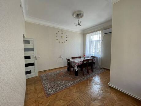 3-room apartment, 80 m², Nəriman Nərimanov: 239 000 ₼ 3