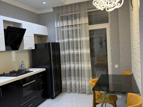 Elan №6475388 - Bakı, İnşaatçılar m., 2 otaqlı, 80 m², 16/19 mərtəbə