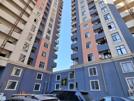 4 Qara Qarayev