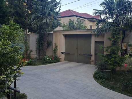 Elan №6475642 - Bakı, Gənclik m., 10 otaqlı, 700 m²