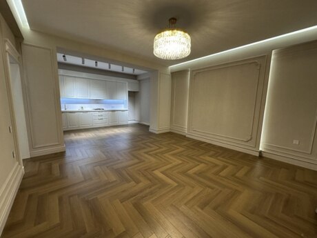 3 otaqlı mənzil, 110 m², 28 May: 385 000 ₼ 4