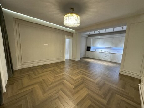 3 otaqlı mənzil, 110 m², 28 May: 385 000 ₼ 3