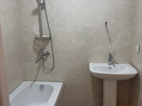 3-room apartment for rent, 80 m², Binəqədi: 700 ₼/mo 5