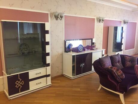 5 otaqlı mənzil, 300 m², İçəri Şəhər: 700 000 ₼ 3