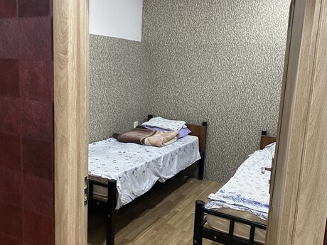 3-room apartment for rent, 85 m², Mərdəkan: 200 ₼/mo 5