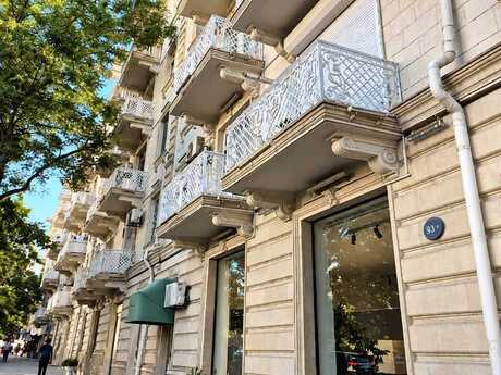 3 otaq · 71 m² · 3/5 mərtəbə, Elmlər Akademiyası