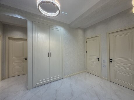 3 otaqlı mənzil, 92 m², Bakıxanov: 307 000 ₼ 3