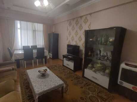 2 otaqlı mənzil, 71 m², Əhmədli: 182 000 ₼ 2