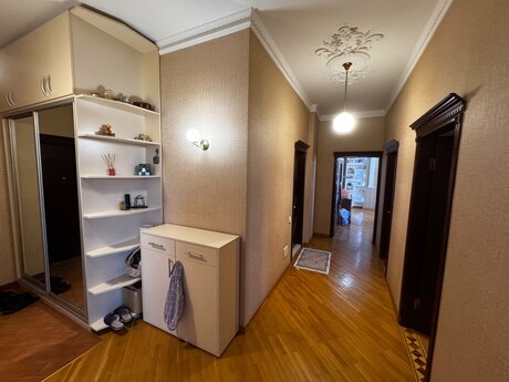 3 otaqlı mənzil, 114 m², Azadlıq Prospekti: 300 000 ₼ 5