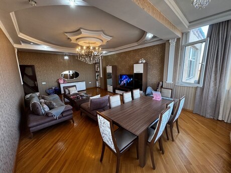 3 otaq · 114 m² · 20/20 mərtəbə, Azadlıq Prospekti