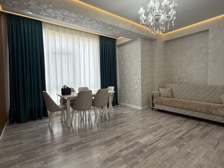 Аренда: 2-комнатная квартира, 80 м², Günəşli: 700 ₼/мес 2
