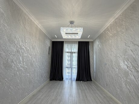 3 otaqlı mənzil, 92 m², Bakıxanov: 307 000 ₼ 3