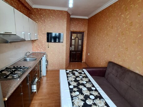 Kirayə 2 otaqlı mənzil, 48 m², İnşaatçılar: 500 ₼/ay 4