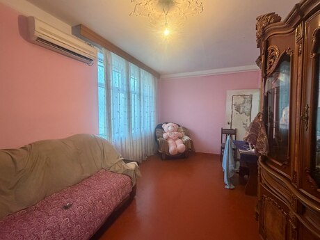 Elan №6475946 - Bakı, Neftçilər m., 2 otaqlı, 65 m², 1/5 mərtəbə