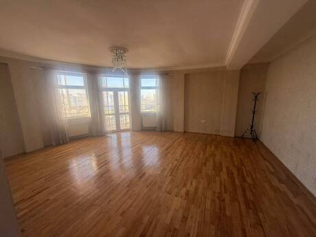 Elan №6475967 - Bakı, 8 Noyabr m., 3 otaqlı, 155 m², 17/21 mərtəbə