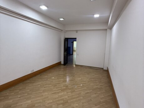 3 otaqlı mənzil, 160 m², İnşaatçılar: 305 000 ₼ 3
