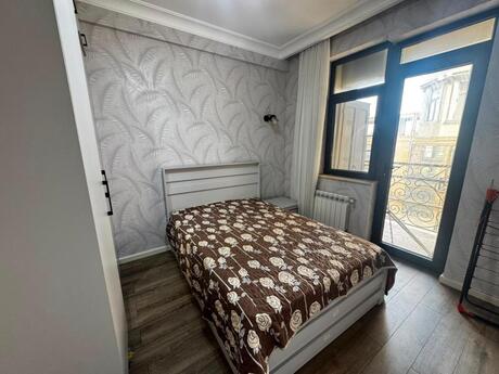 Kirayə 3 otaqlı mənzil, 112 m², Şah İsmayıl Xətai: 1 200 ₼/ay 5
