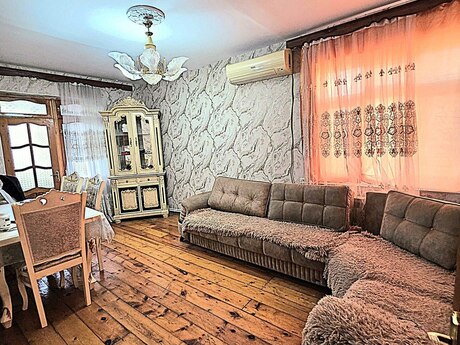 3 otaq · 55 m² · 4/5 mərtəbə, Bakıxanov
