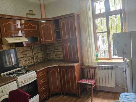 2-room apartment for rent, 50 m², Həzi Aslanov: 450 ₼/mo 3