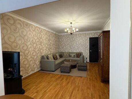 Kirayə 2 otaqlı mənzil, 70 m², 28 May: 1 300 ₼/ay 5