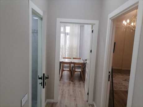 Kirayə 2 otaqlı mənzil, 70 m², İnşaatçılar: 800 ₼/ay 5