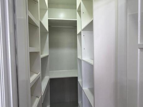 4-room apartment for rent, 240 m², 8 Noyabr: 2 500 ₼/mo 5