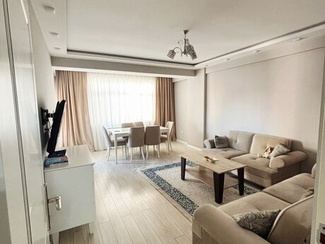 Elan №6476136 - Bakı, Qara Qarayev m., 2 otaqlı, 74 m², 10/18 mərtəbə