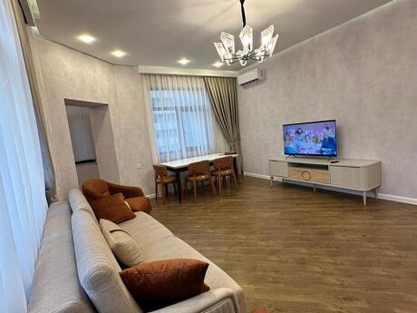 Elan №6476221 - Bakı, Şah İsmayıl Xətai m., 2 otaqlı, 92 m², 11/18 mərtəbə