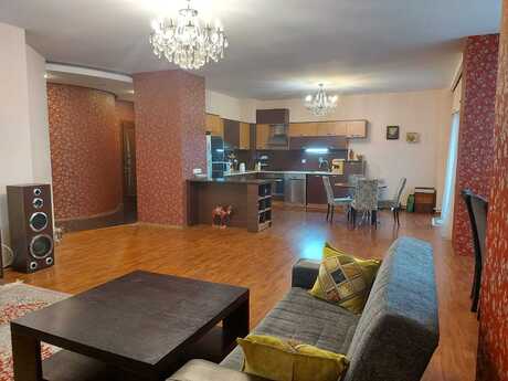 3-комнатная квартира, 137 м², Şah İsmayıl Xətai: 370 000 ₼ 5