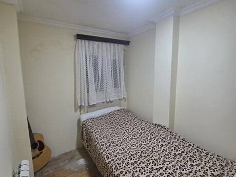 4 otaqlı mənzil, 70 m², 28 May: 200 000 ₼ 4
