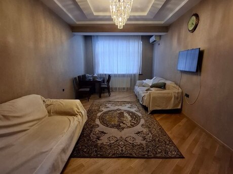 3 otaqlı mənzil, 120 m², İnşaatçılar: 345 000 ₼ 3