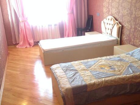 Kirayə 3 otaqlı mənzil, 140 m², Nəriman Nərimanov: 850 ₼/ay 4