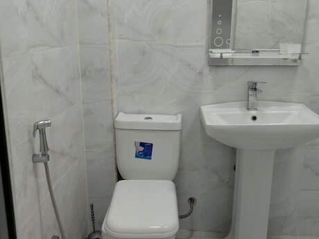 Kirayə 1 otaqlı mənzil, 40 m², Neftçilər: 450 ₼/ay 3