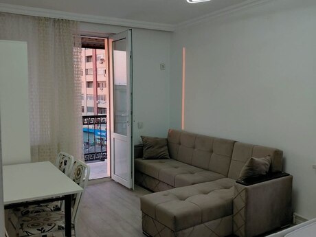 Elan №6476455 - Bakı, Neftçilər m., 1 otaqlı, 40 m², 5/5 mərtəbə
