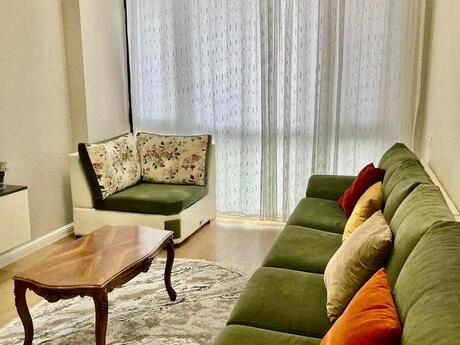 Продаётся 2-комнатная квартира в новостройке, Yasamal, 52 м², 186 000 AZN, фото 2 / 12