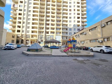 4-room apartment, 220 m², 8 Noyabr: 565 000 ₼ 2