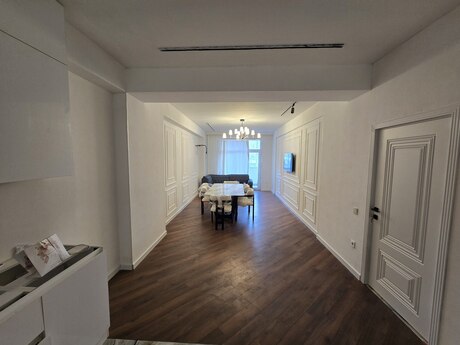 Elan №6476537 - Bakı, Şah İsmayıl Xətai m., 3 otaqlı, 125 m², 4/18 mərtəbə