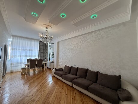 3 otaqlı mənzil, 57 m², Əhmədli: 155 000 ₼ 3