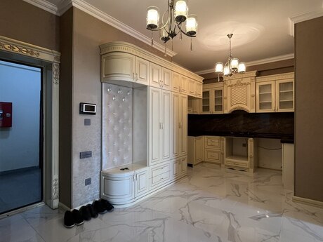2 otaqlı mənzil, 81 m², Nizami: 298 000 ₼ 3