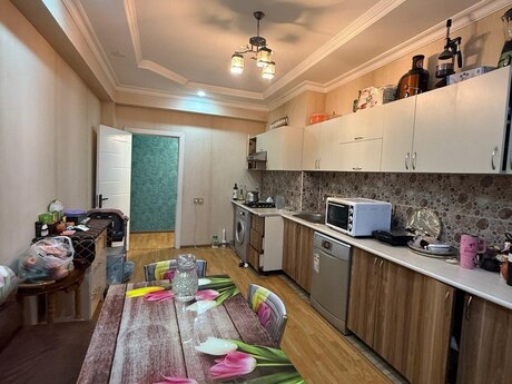 3 otaqlı mənzil, 110 m², İnşaatçılar: 208 000 ₼ 4