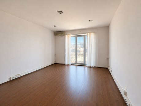 3 otaqlı mənzil, 100 m², Sahil: 295 000 ₼ 3