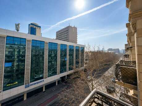 3-комнатная квартира, 80 м², Sahil: 310 000 ₼ 4