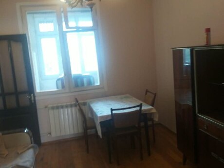 Elan №6476716 - Bakı, Memar Əcəmi m., 2 otaqlı, 50 m², 4/5 mərtəbə