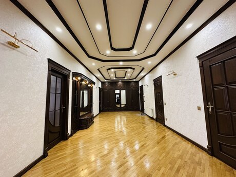 5-room apartment for rent, 240 m², Nizami: 1 800 ₼/mo 2
