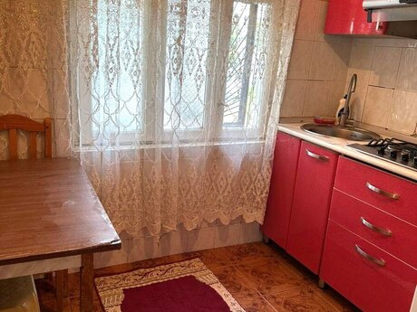 Kirayə 2 otaqlı mənzil, 60 m², Xalqlar Dostluğu: 550 ₼/ay 4