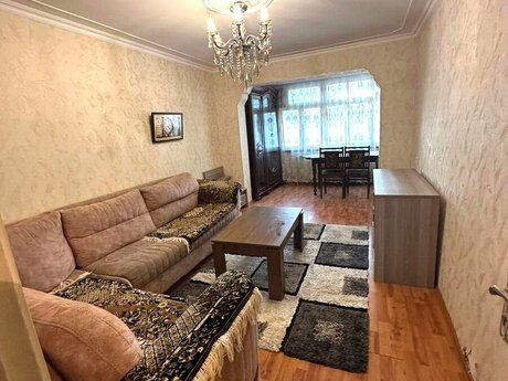 Elan №6476728 - Bakı, Xalqlar Dostluğu m., 2 otaqlı, 60 m², 1/5 mərtəbə