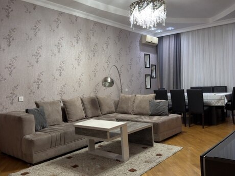 Kirayə 3 otaqlı mənzil, 162 m², 28 May: 1 300 ₼/ay 5